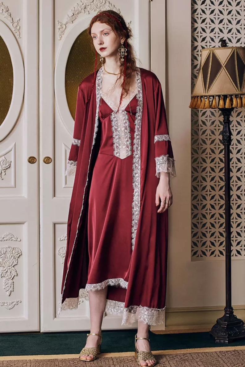 Vintage Royal Style Satin Lace Pajama Set Nightgown Robe