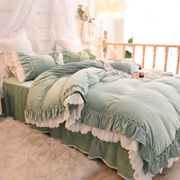 Cute 4-pc bedding set